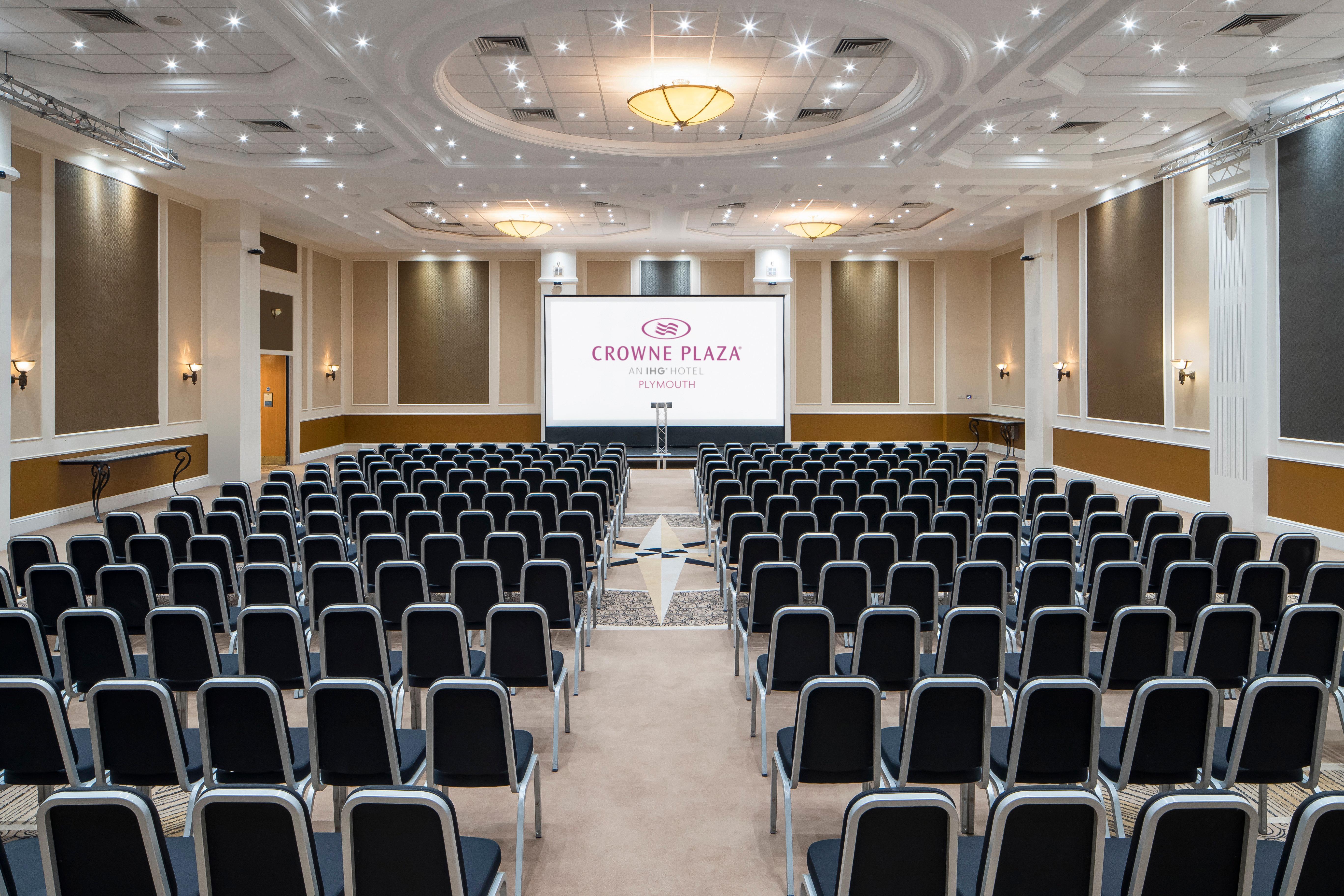 Hotel Crowne Plaza Plymouth By Ihg Exterior foto