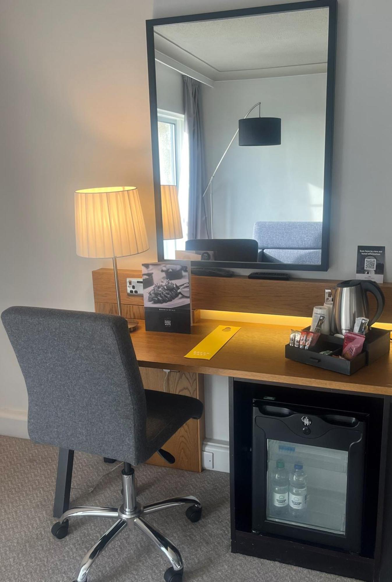 Hotel Crowne Plaza Plymouth By Ihg Exterior foto